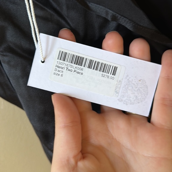 NWT Reformation Henri Top - Picture 4 of 4